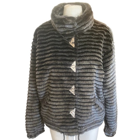 jamie sadock Jackets & Blazers - Jamie Sadock Size M Woman’s Faux Fur Coat Toggle Metal Buttons Black Gray